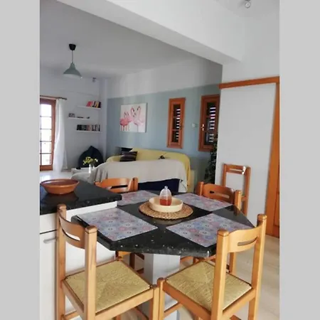 Vila Maisonette Next To The Sea *