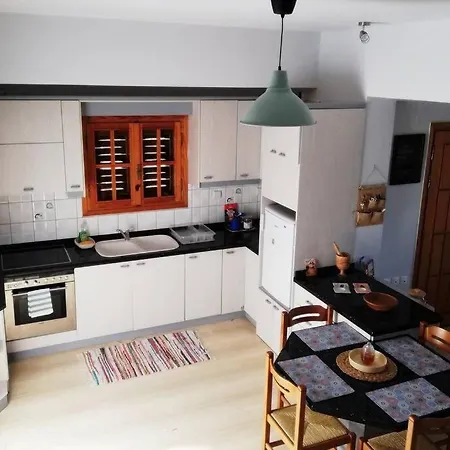 Maisonette Next To The Sea Villa *